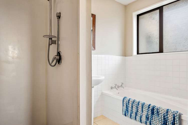 2/64 Neill Street Hornby_7