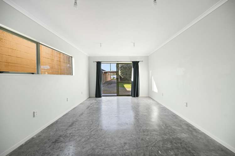 13 Frederick Drive Dinsdale_17