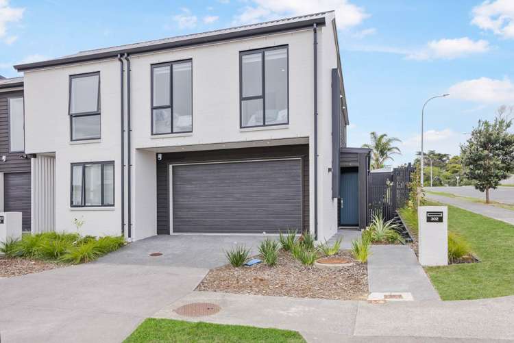 302 Jack Lachlan Drive Beachlands_37