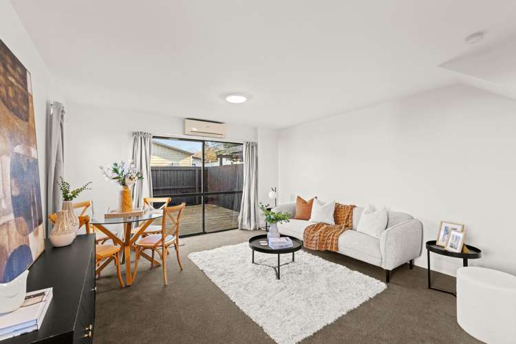 4/96 Poulson Street_3