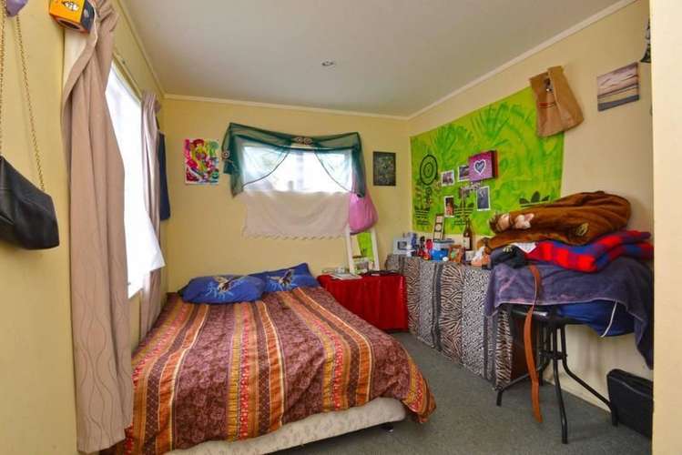 148 Solar Road Glen Eden_14