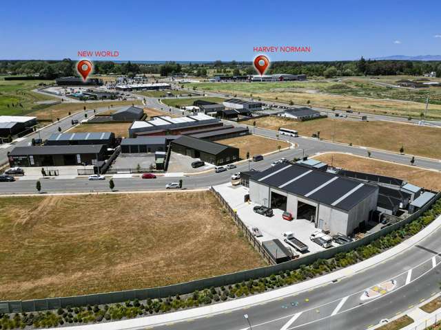 18 Bowmaker Crescent Woodend_2