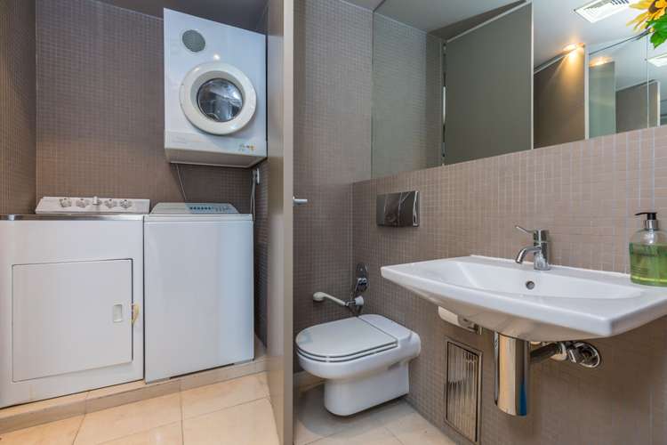 15f/1 Emily Place Auckland Central_14