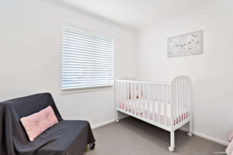 99 Mackay Drive Greenhithe_13