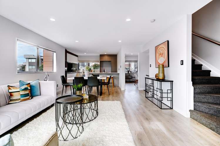 2 Meritage Lane Te Atatu South_7