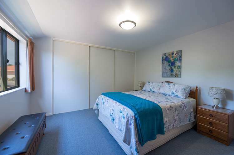 17 Saint James Avenue Richmond_10