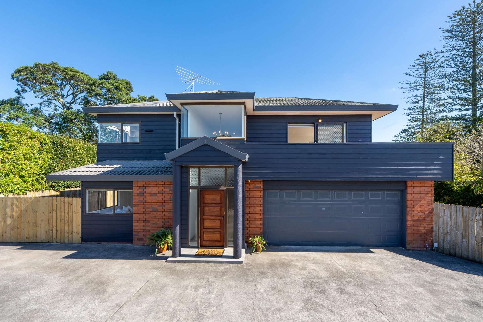 2/14 Raleigh Road Northcote_0