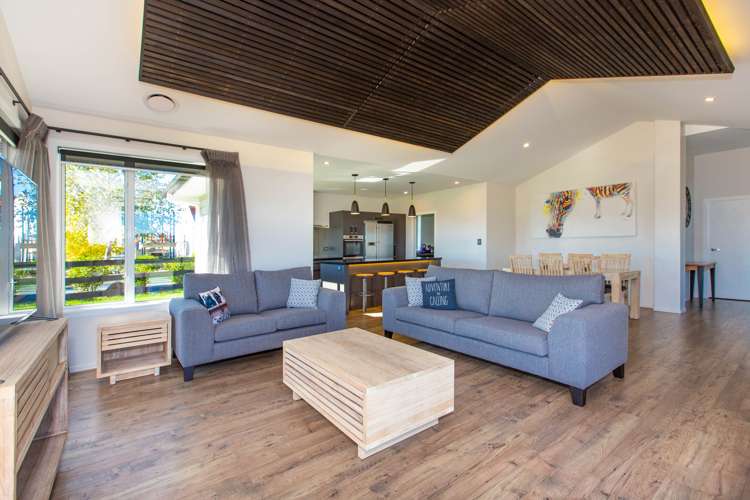 33 Baxter Michael Crescent Cambridge_6