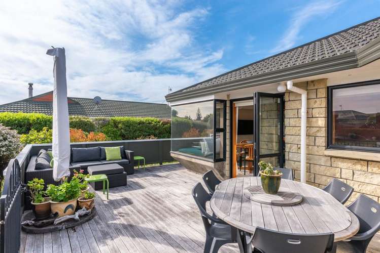 11 Barrett Drive Waikanae Beach_8