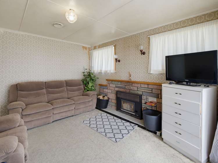 48 Tirarau Street_3