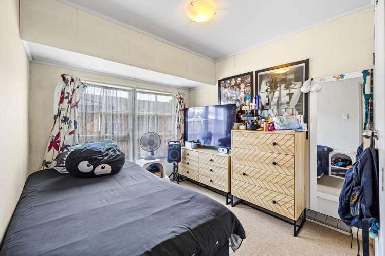 2/1 Raddock Place Farm Cove_10