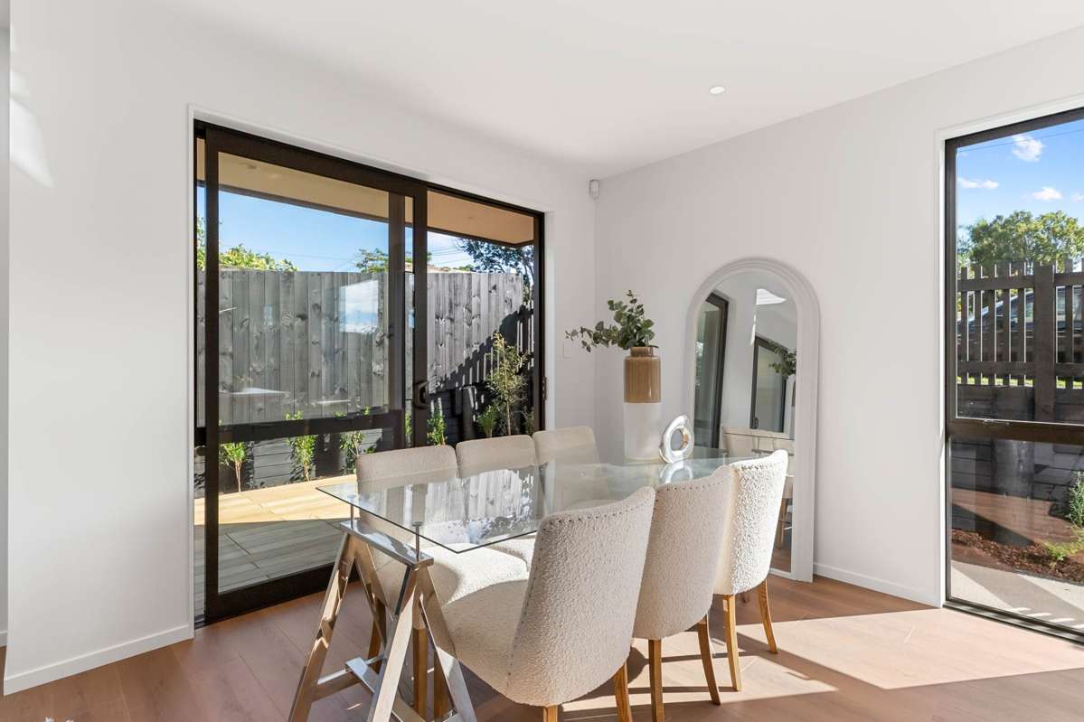 26-28 Weybridge Crescent_3