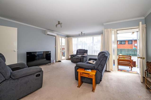 2/4 Studholme Street Temuka_4