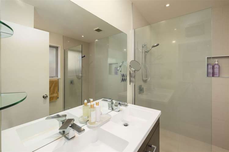 26 John Campbell Crescent Hillmorton_10