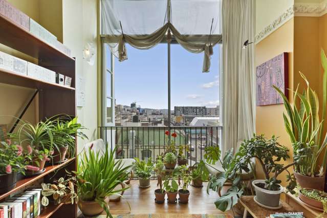 2i/51 Webb Street Mount Cook_1