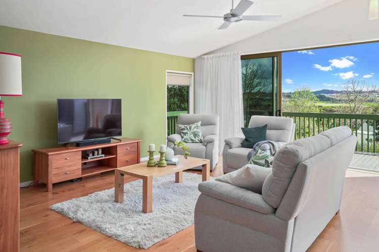 2/14c Moffat Road Red Beach_7