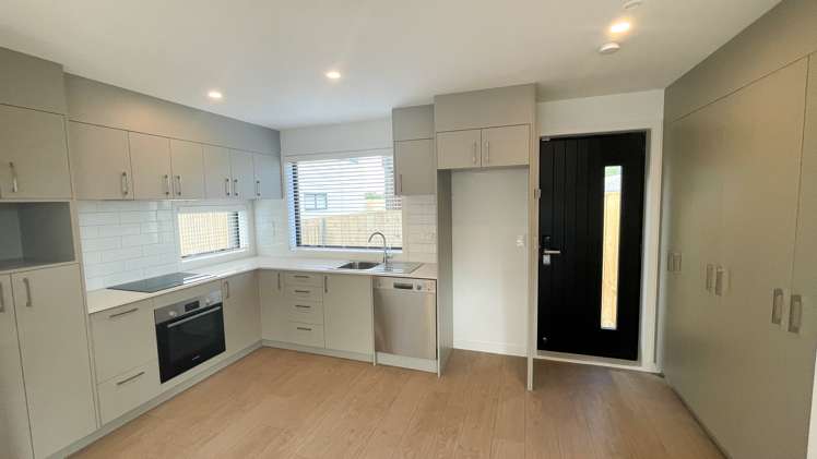 3/5 Brandon Road Glen Eden_5