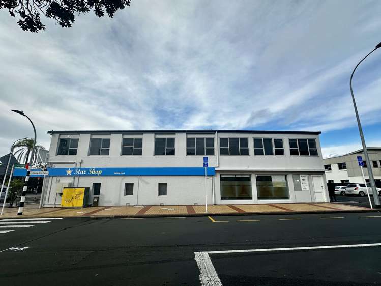 Shop 4/368 Beach Road Mairangi Bay_4