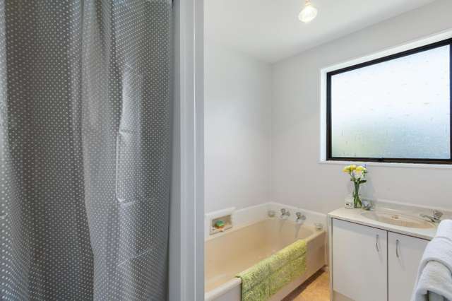 2/71a Glenmore Avenue 1399_3