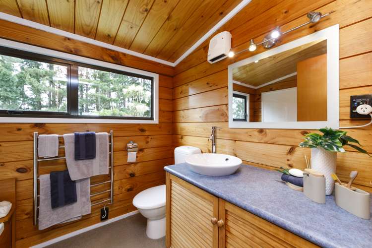 76 Forest Hill Road Aokautere_16