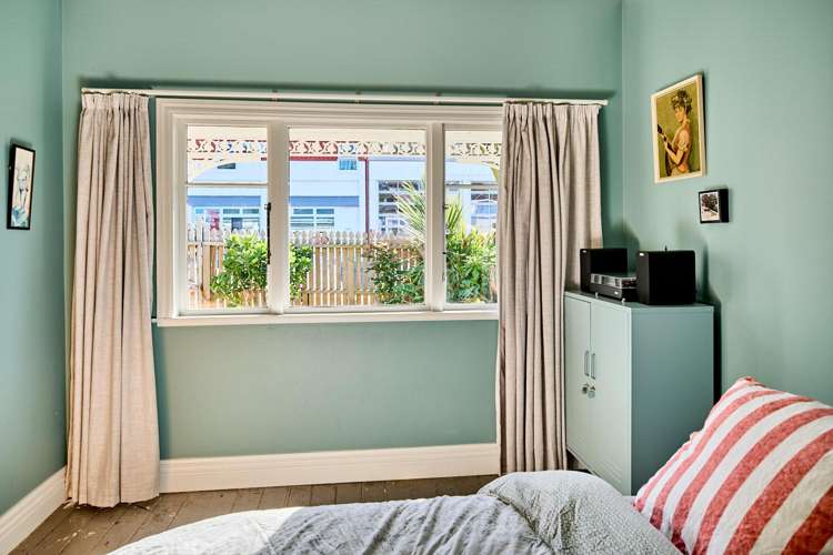 297 Mansfield Street Newtown_14