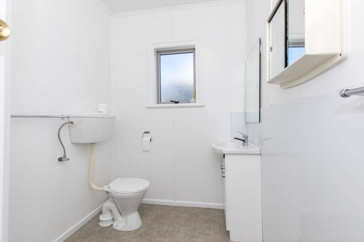 1/90 Mahoe Street Melville_13