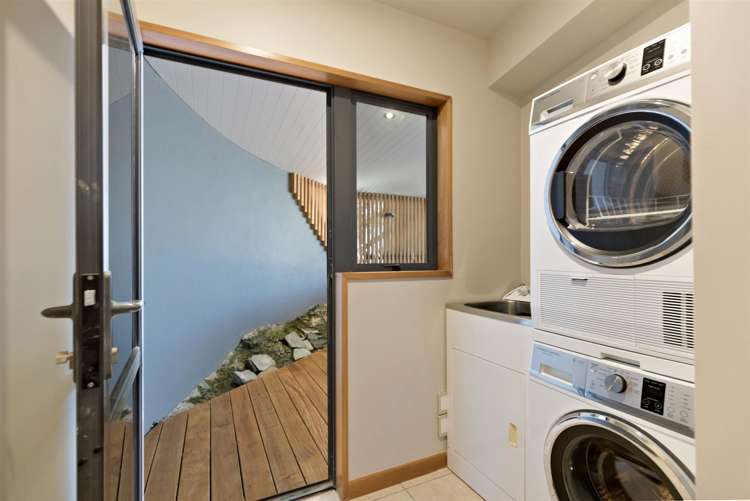 3 Caples Place Fernhill/Sunshine Bay_17