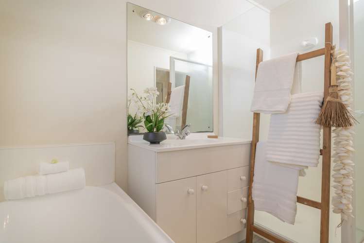 37 Hahei Beach Road Hahei_22