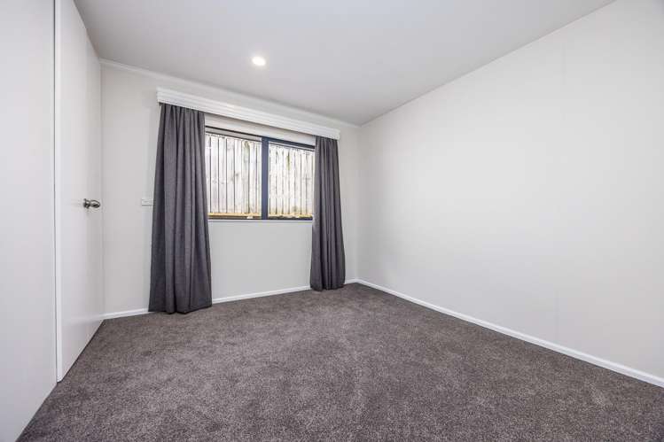 139 Roberta Crescent Orewa_14