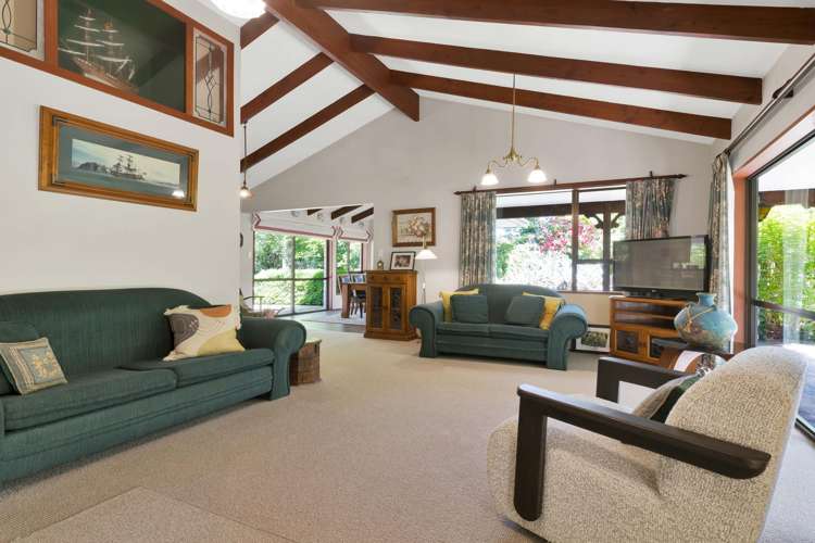 465 Old West Coast Road_2