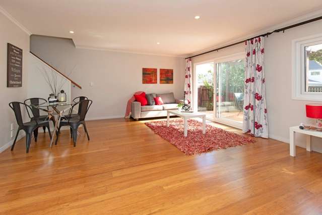 1/672 Whangaparaoa Road Stanmore Bay_2