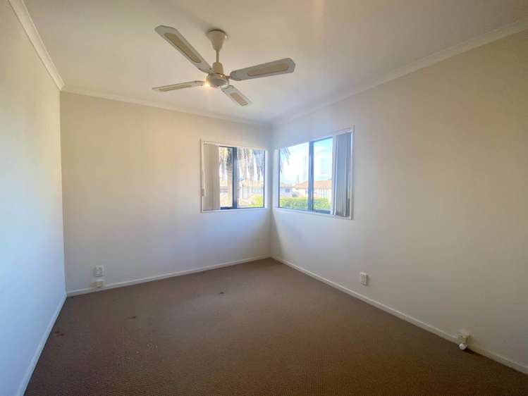 17 Canterbury Park Lane Ellerslie_8