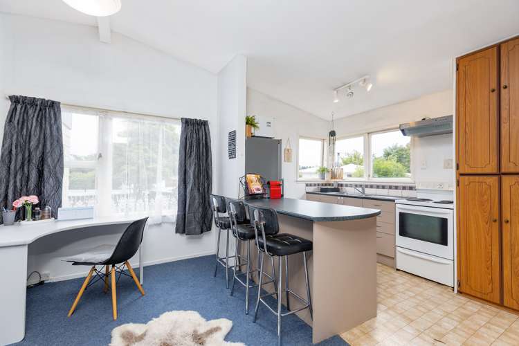 19 Hardie Grove Featherston_6