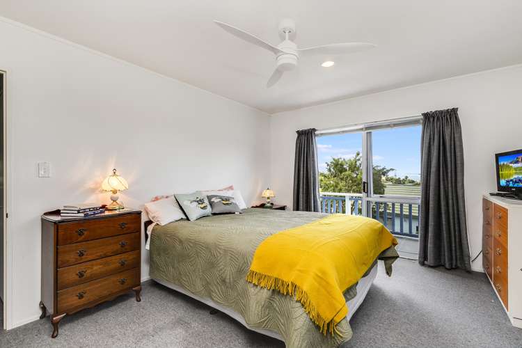 3 Jean Place Stanmore Bay_11