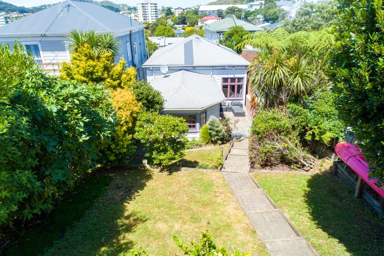 10 Howard Street Mount Cook_13