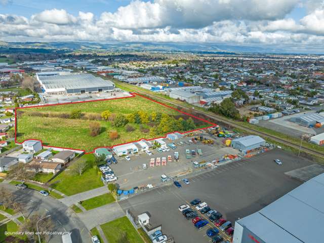 Exceptional industrial land offering large develop