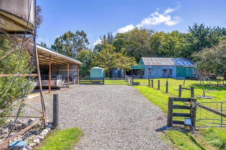 177 Round Hill Road Loburn_24