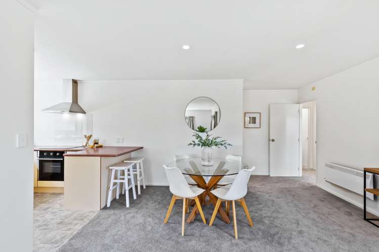 82 Kamara Road Glen Eden_9