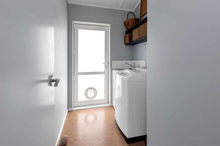 21 Dune Lake Place Ruakaka_15