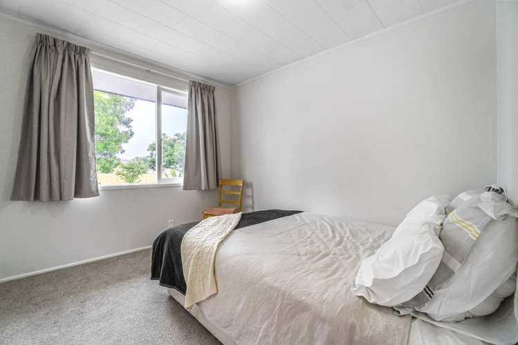 13 Edgar Pearce Place Howick_10