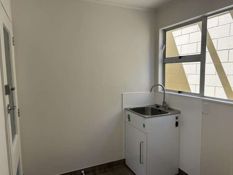 1/2 Percy Street 10706_13