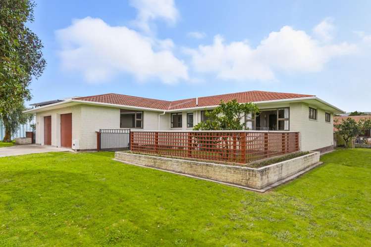 11 The Avenue Paraparaumu Beach_32