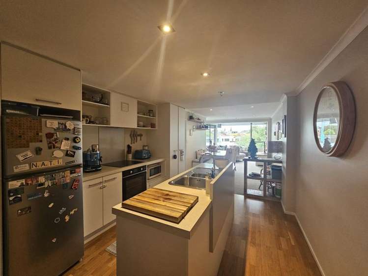 203/332 Maunganui Road 11229_4