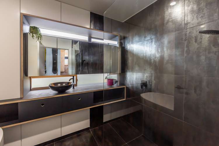 25 Hurunui Street Cracroft_10