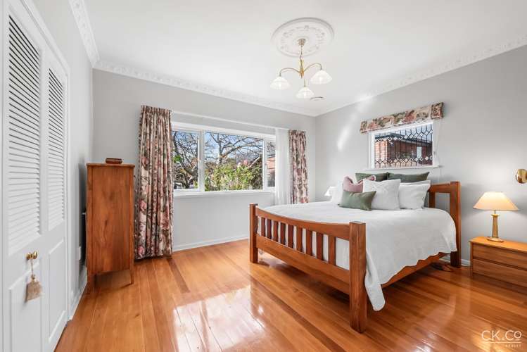 7 Anderson Grove Epuni_15