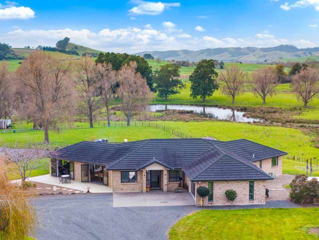 A Lifestyle Property That Pays Back!