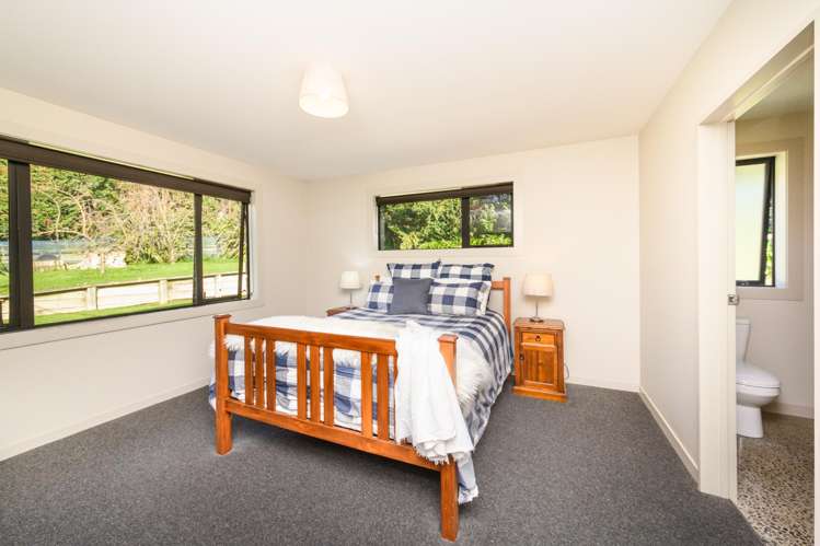 49 Parrs Road Bunnythorpe_19