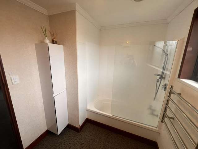 A/48 Kitchener St Gore_2