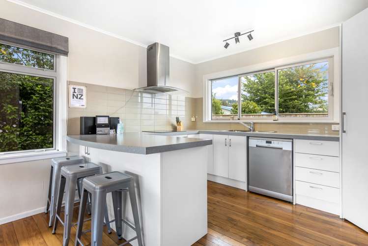 9 Mckenzie Road Owhata_8