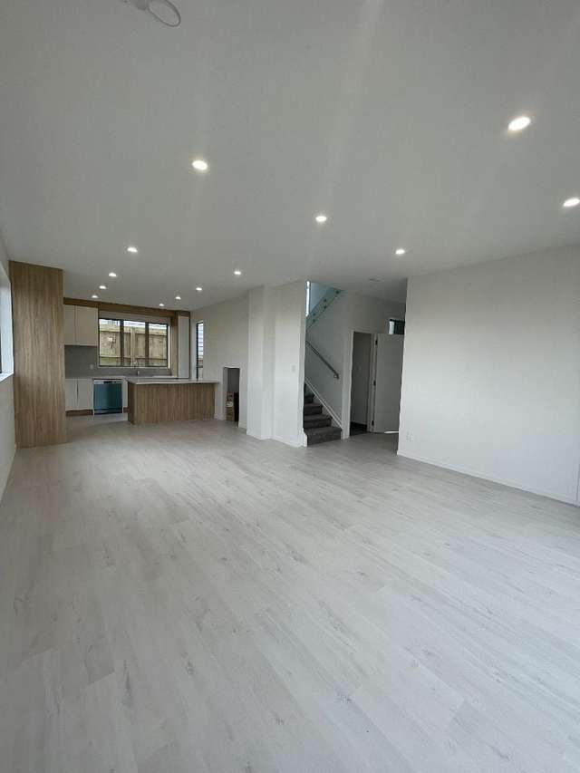 10D Playfair Road Mount Roskill_4